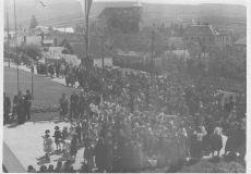 Slavnostní otevření budovy školy 6. 2. 1951 - A.jpg
